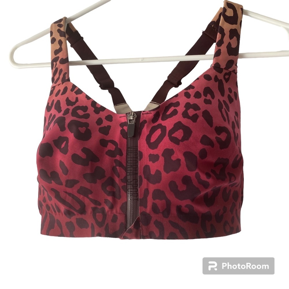NWOT Victoria’s Secret Sport bra pink leopard print.SZ32DDD